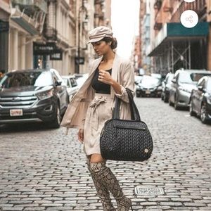 EUC Happ Paige Carryall - Large size, black